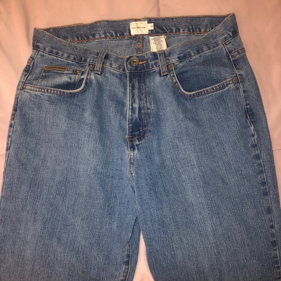 Calvin Klein’s High Waisted Jeans - Picture 2 of 4